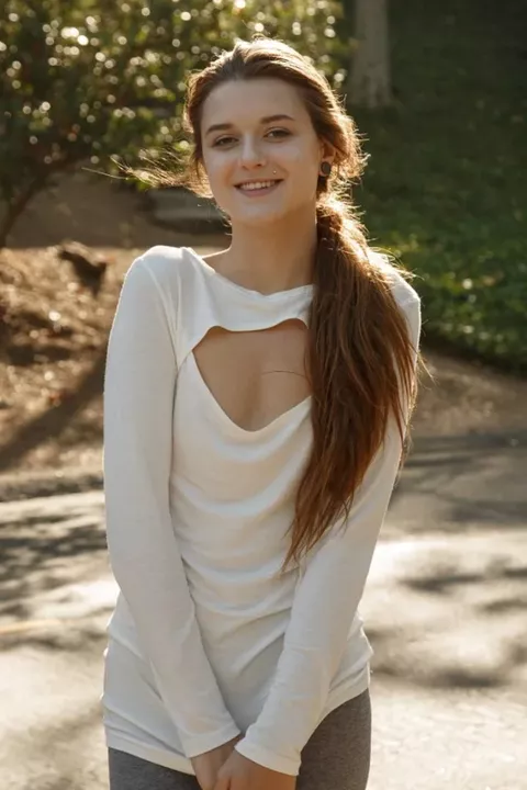 Alex Mae