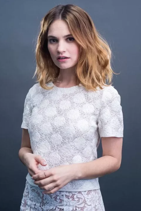 Lilly James