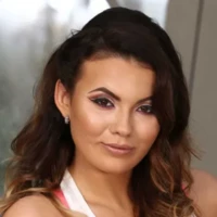 Ванесса Декер Vanessa Decker