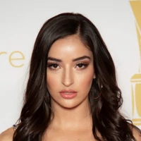 Эмили Виллис Emily Willis