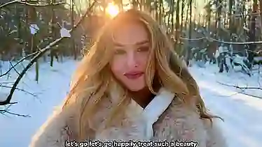 Любительская русская поебушка приветливой тян после случайной встречи в лесу зимнем